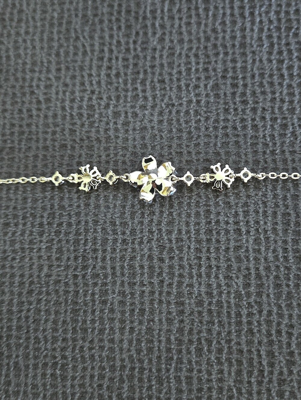 La Meno Druzy Flower🌸 Bracelet - NIB - Picture 13 of 16